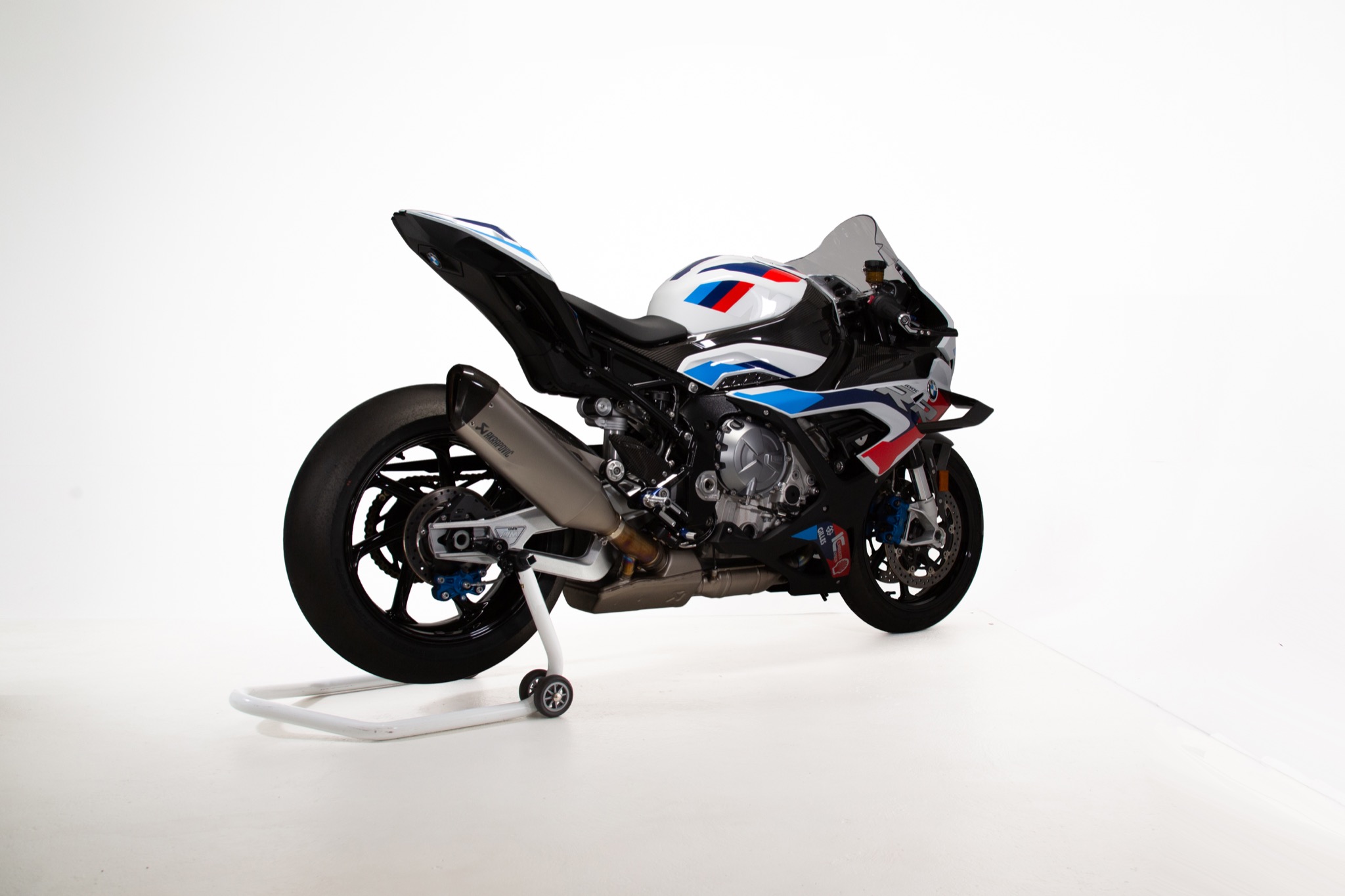 bmw-m100rr-3-4-arriere1