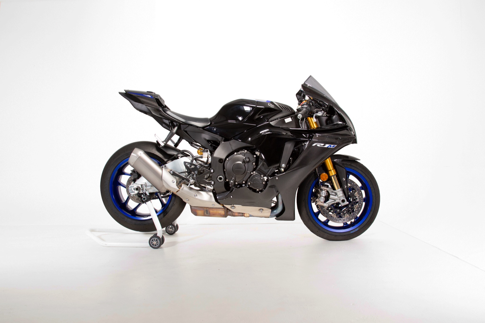 yamaha-r1m-profile